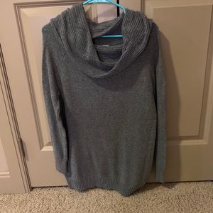 MOSSIMO GREY SWEATER